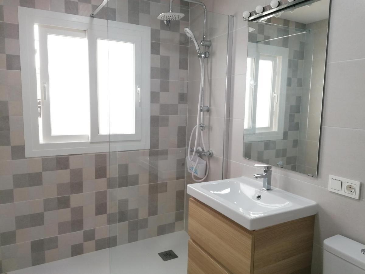 Apartamento Suite Arco De La Villa,Solo Familia Y Parejas,Parking Gratuito Conil De La Frontera Εξωτερικό φωτογραφία